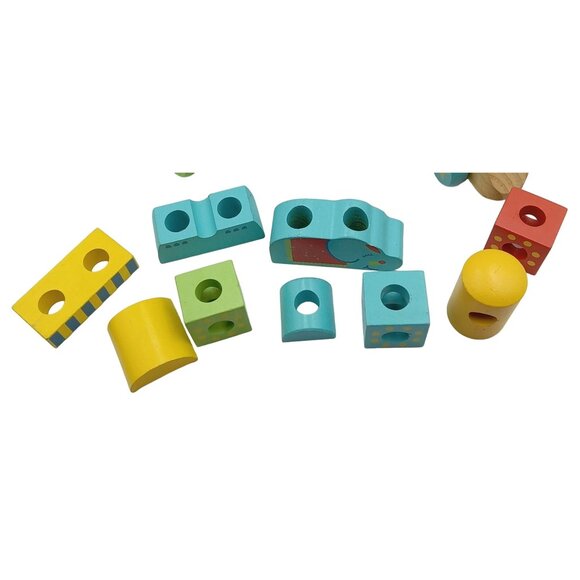 Circo Wooden Train Set With Elephant & Decorative Blocks - Picture 10 of 11